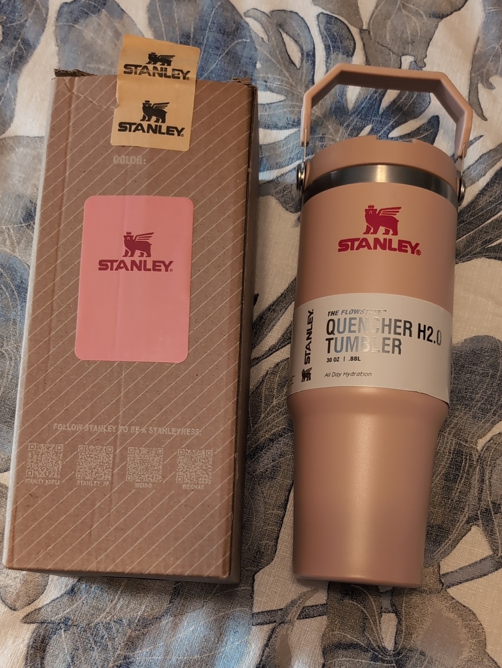 Stanley Pink Quencher H2.0 Tumbler with Handle